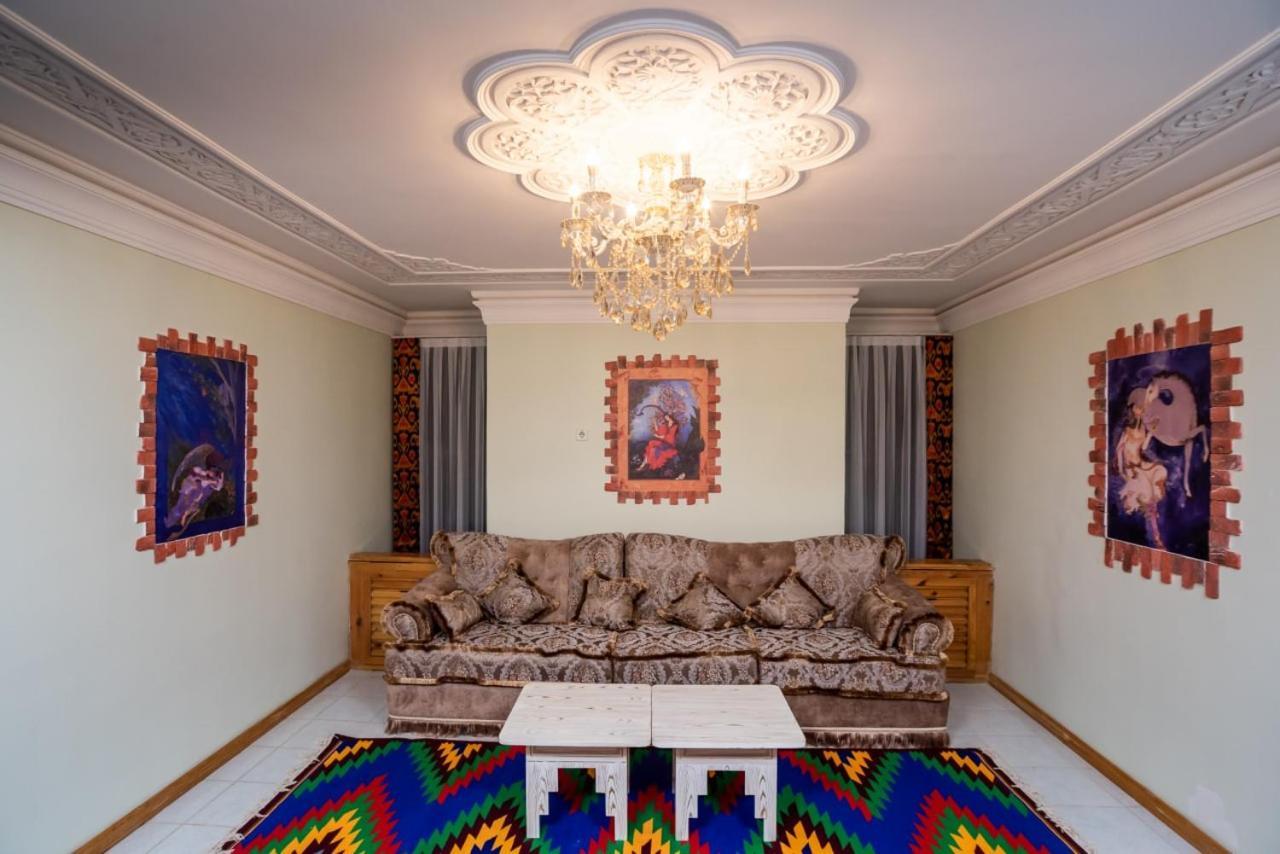 Malika Khorezm Khiva Luaran gambar